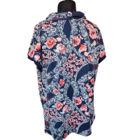 Bluzka z lejącym dekoltem typu woda - biały koronkowy wzór i kwiaty